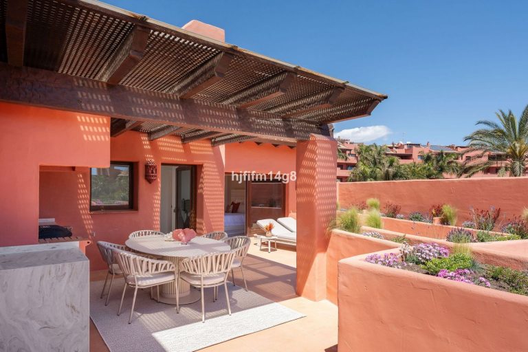 f6f75e91822d54b4758f984d7b44c4d1 - 14