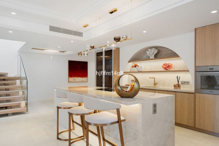 f6f75e91822d54b4758f984d7b44c4d1 - 8