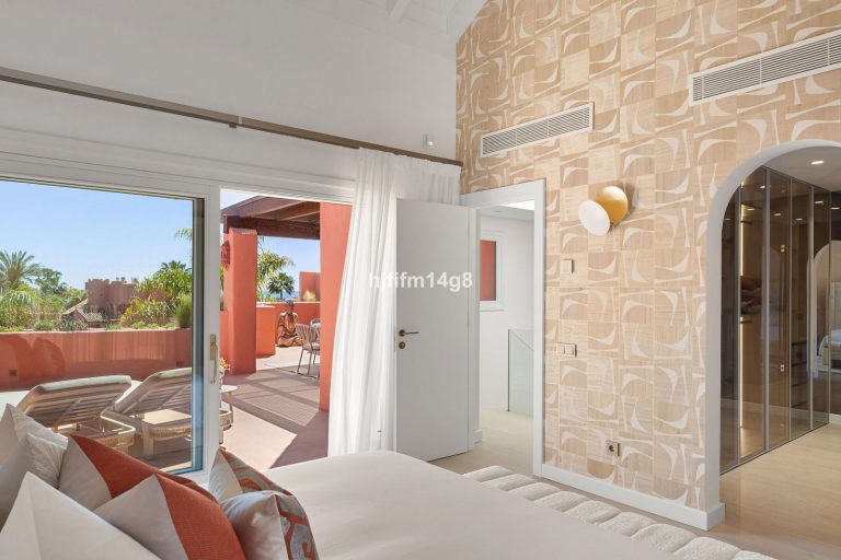 f6f75e91822d54b4758f984d7b44c4d1 - 9