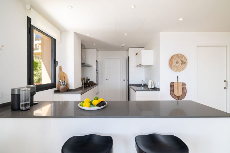 f7ed8ca443bcf37792fb1899005872a3 - 15