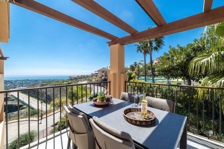 f7ed8ca443bcf37792fb1899005872a3 - 3