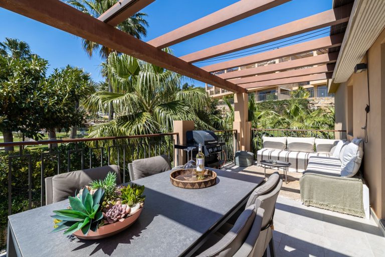 f7ed8ca443bcf37792fb1899005872a3 - 8