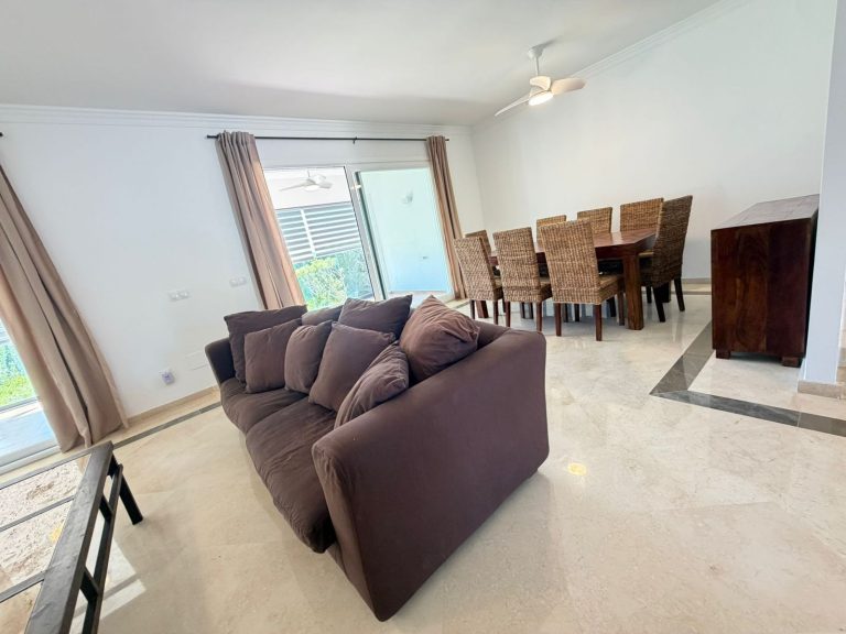 fb5bb2b2ae1816f57066e916181052e9 - 14