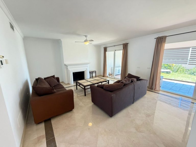 fb5bb2b2ae1816f57066e916181052e9 - 9