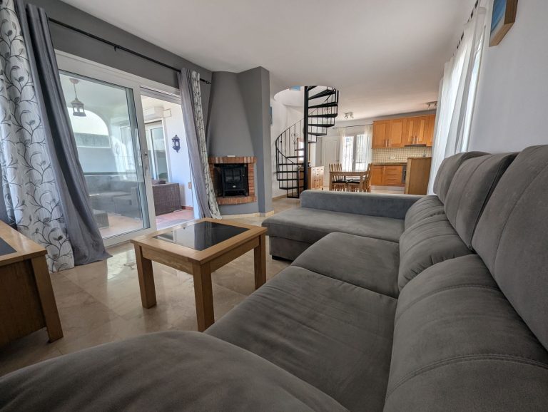 fcf338602a612eea9c297d6a44b095d3 - 9