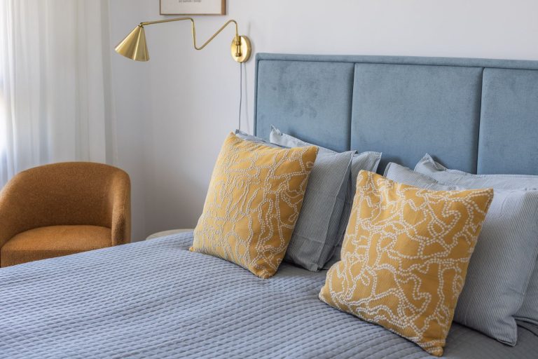 fd1b7e407a753ad3f5f7fc904c05d9a3 - 13