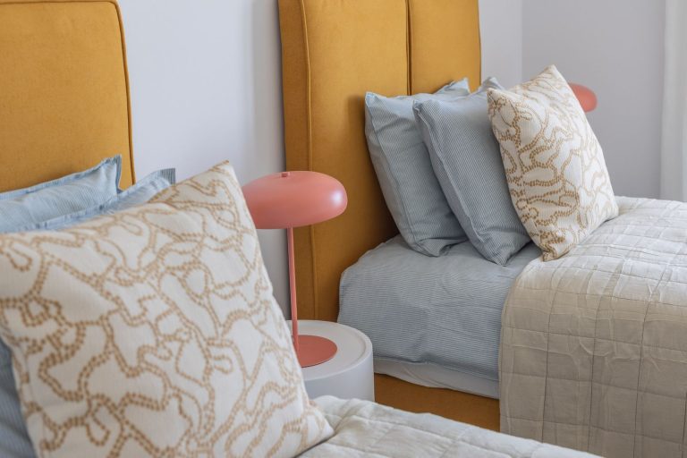 fd1b7e407a753ad3f5f7fc904c05d9a3 - 15