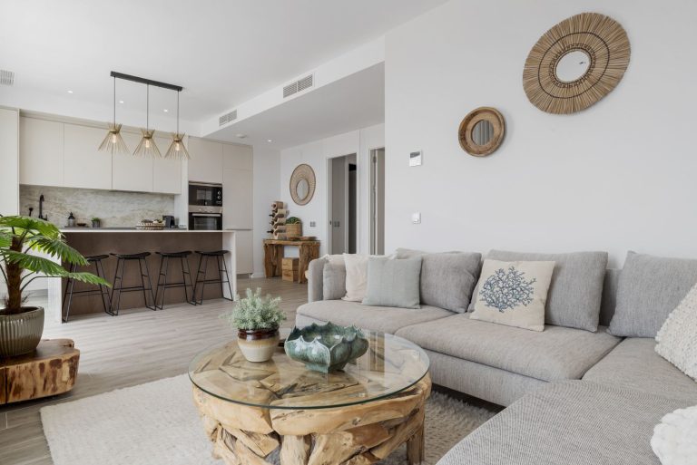 fd4fa7c7d237cddbe34684c8573cbf4a - 8