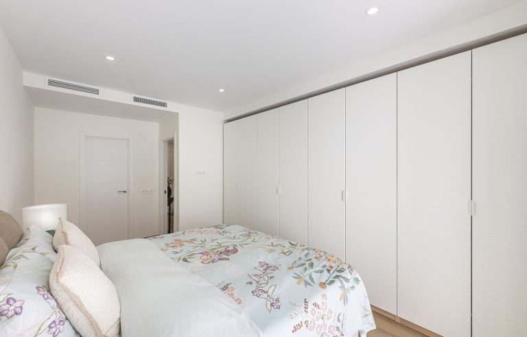 fe99e09417284bb37a0e1dab41aef693 - 11