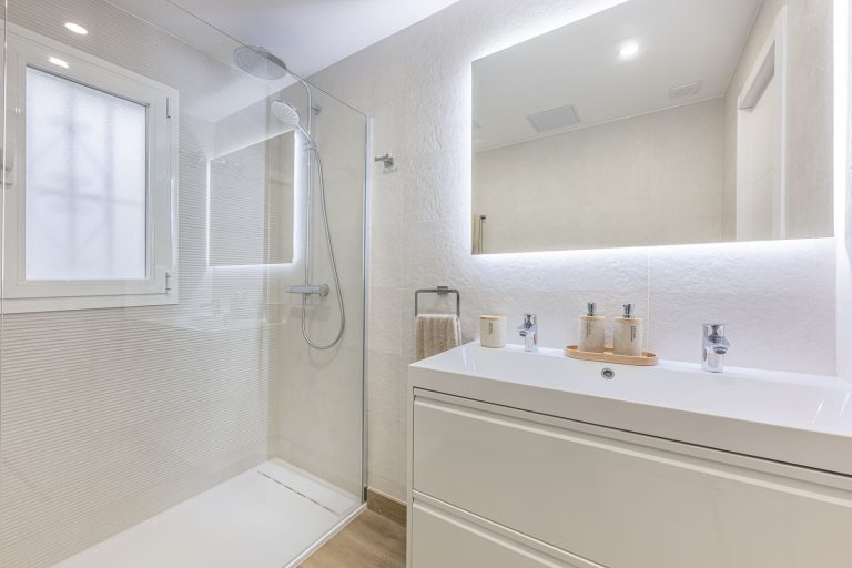 fe99e09417284bb37a0e1dab41aef693 - 14