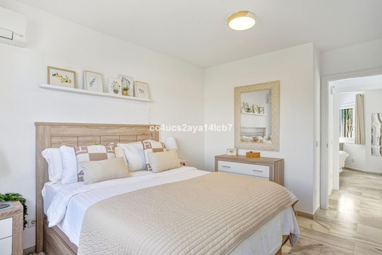 fed360ec271fd7ba1c6f8c6ec9b4099d - 11