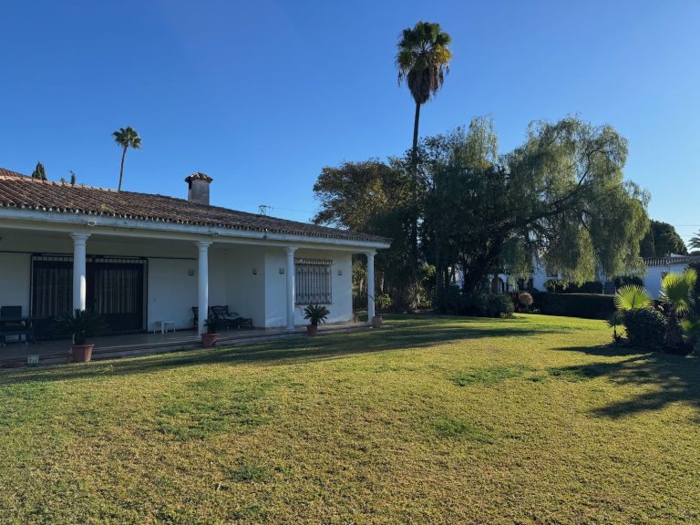 fffb5915692dffac4f364934aa94e0b8 - 12