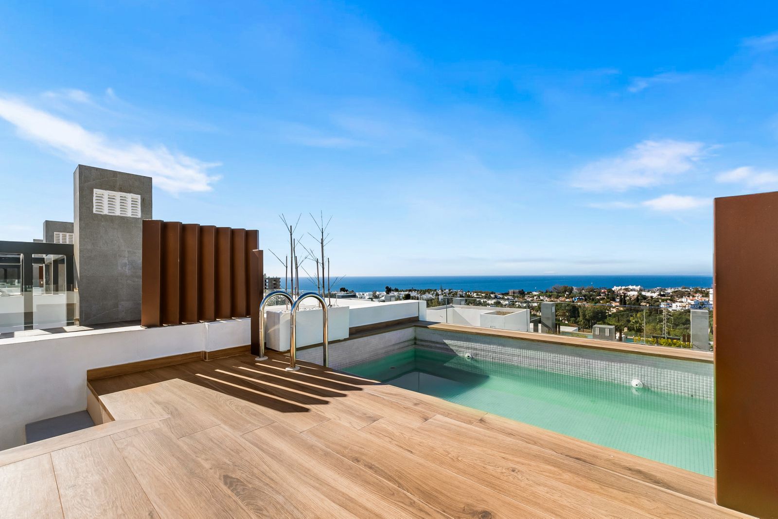 0790f6e2a1a8bdf87b562114ee4f42e1 - 1