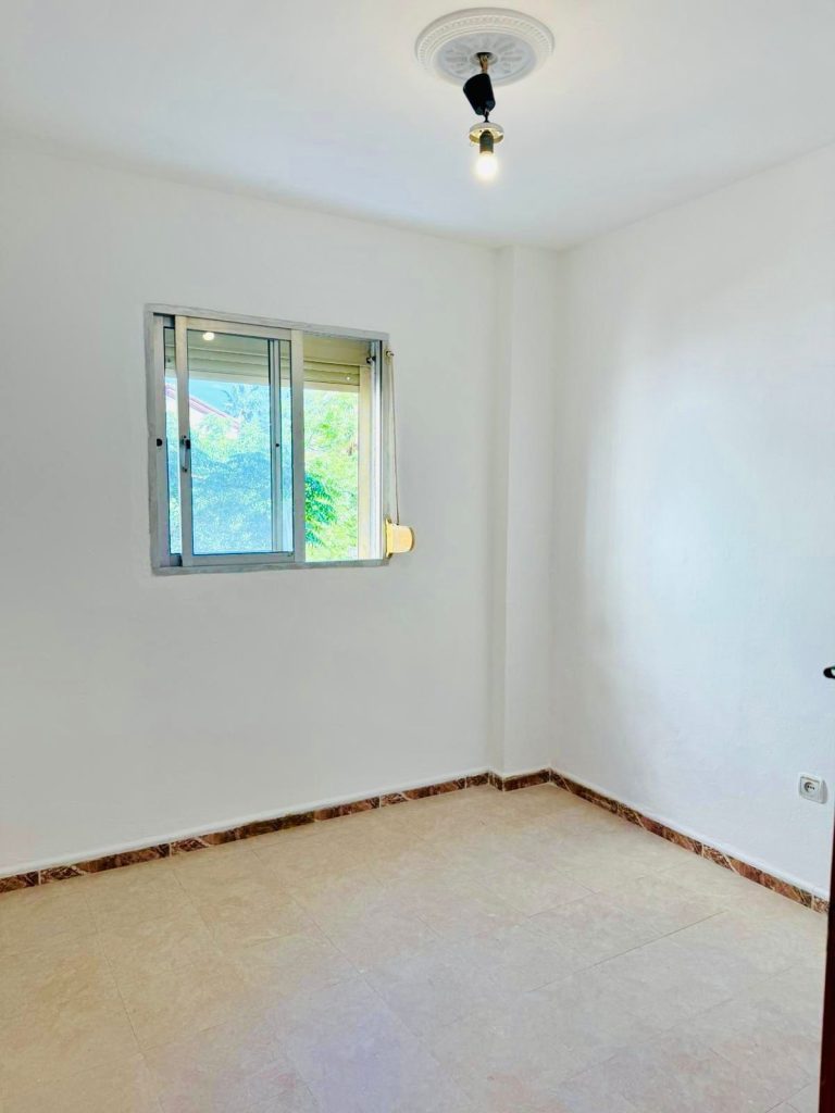 909d709640bd0121ba1b878843c957f1 - 12