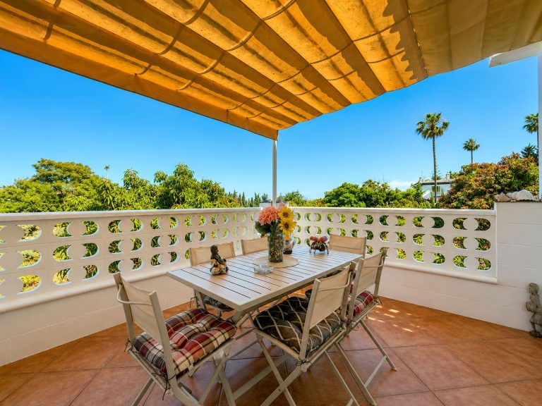ab80ff6d88ce7329e54f568d354519af - 3