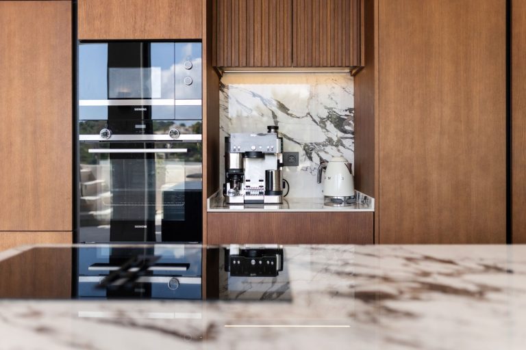 f54deca99626b3d92f8d12095a5c1904 - 8