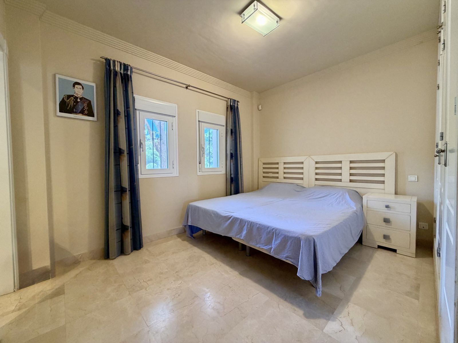 38cfdbe11ea1d7bd0580458402ccb943 - 13