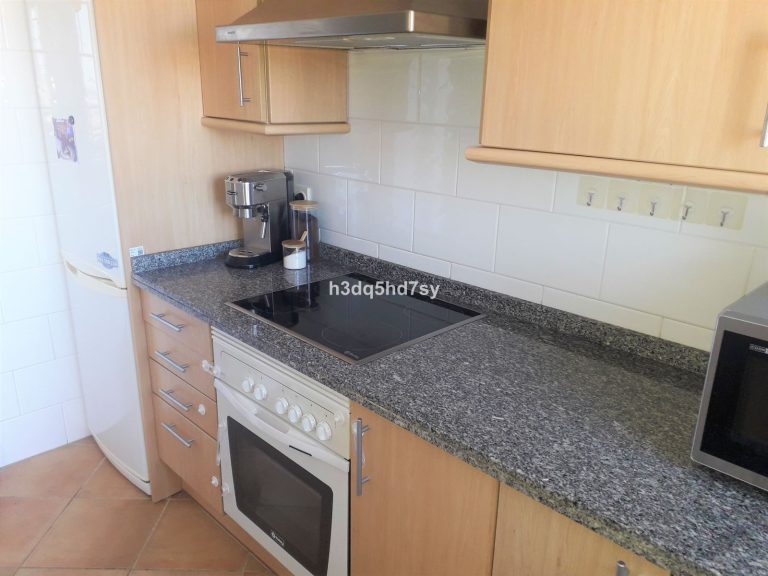 70a664307003b4b1f9a8ac463119dde1 - 3