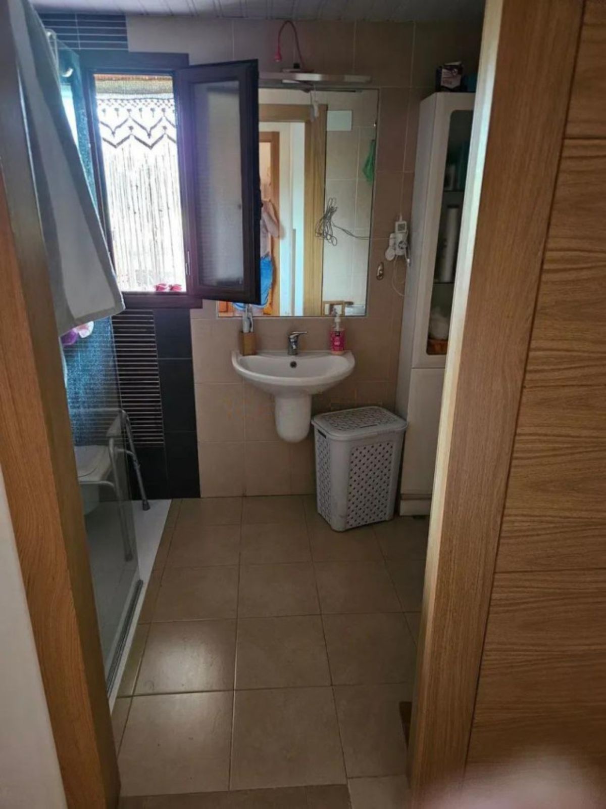 fd8ce15dc28841ce51817423cc417aad - 12