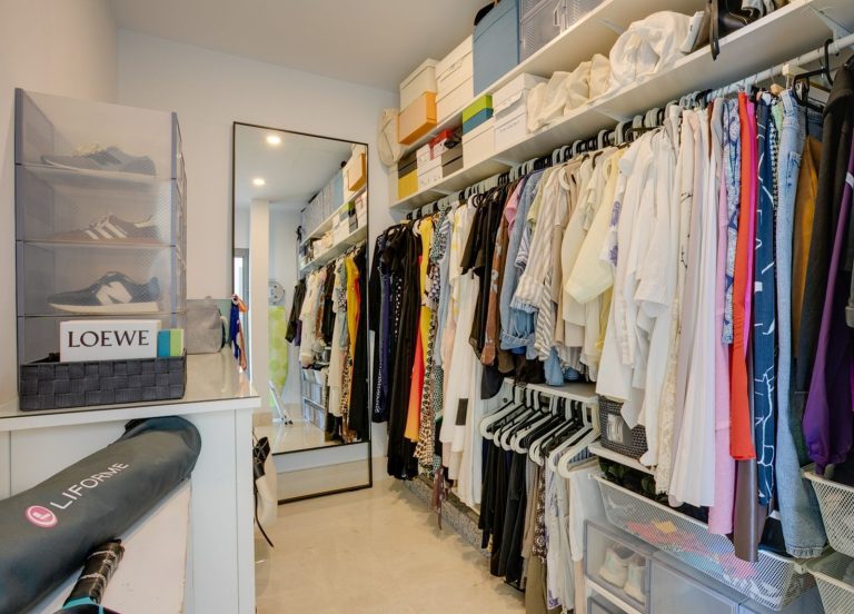 420536e0fe495dd8a952ca6361a1a67e - 9