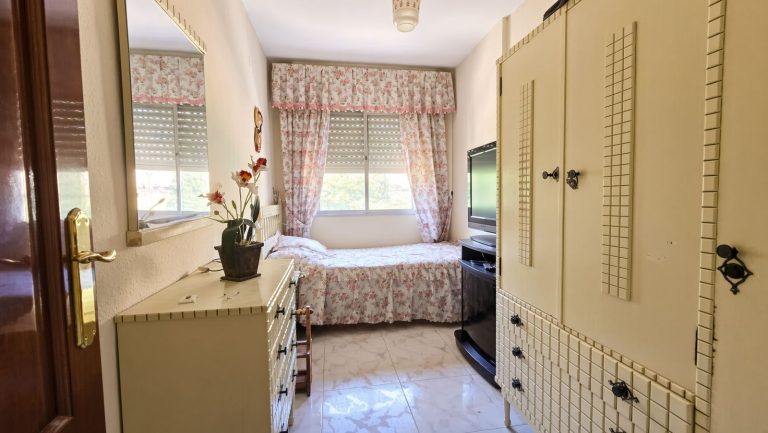 7d284763ff6742aaee49aed652ac7736 - 11