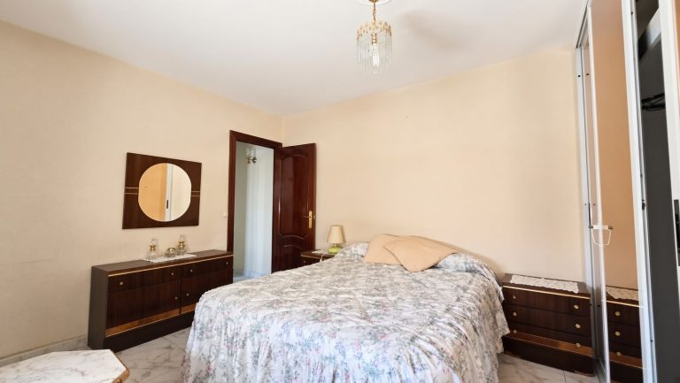 7d284763ff6742aaee49aed652ac7736 - 9