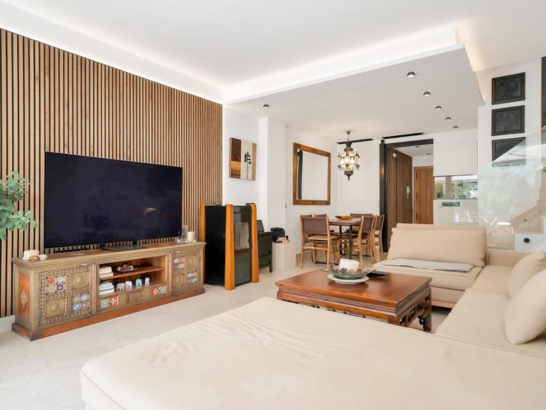 88e0e18549951eb198edfa234844c392 - 8