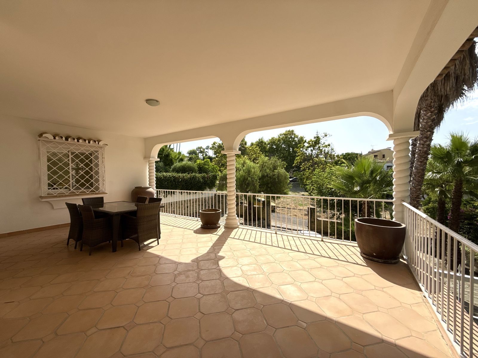 eb3872c2fb91c0b6a1e89911a2608aa5 - 3