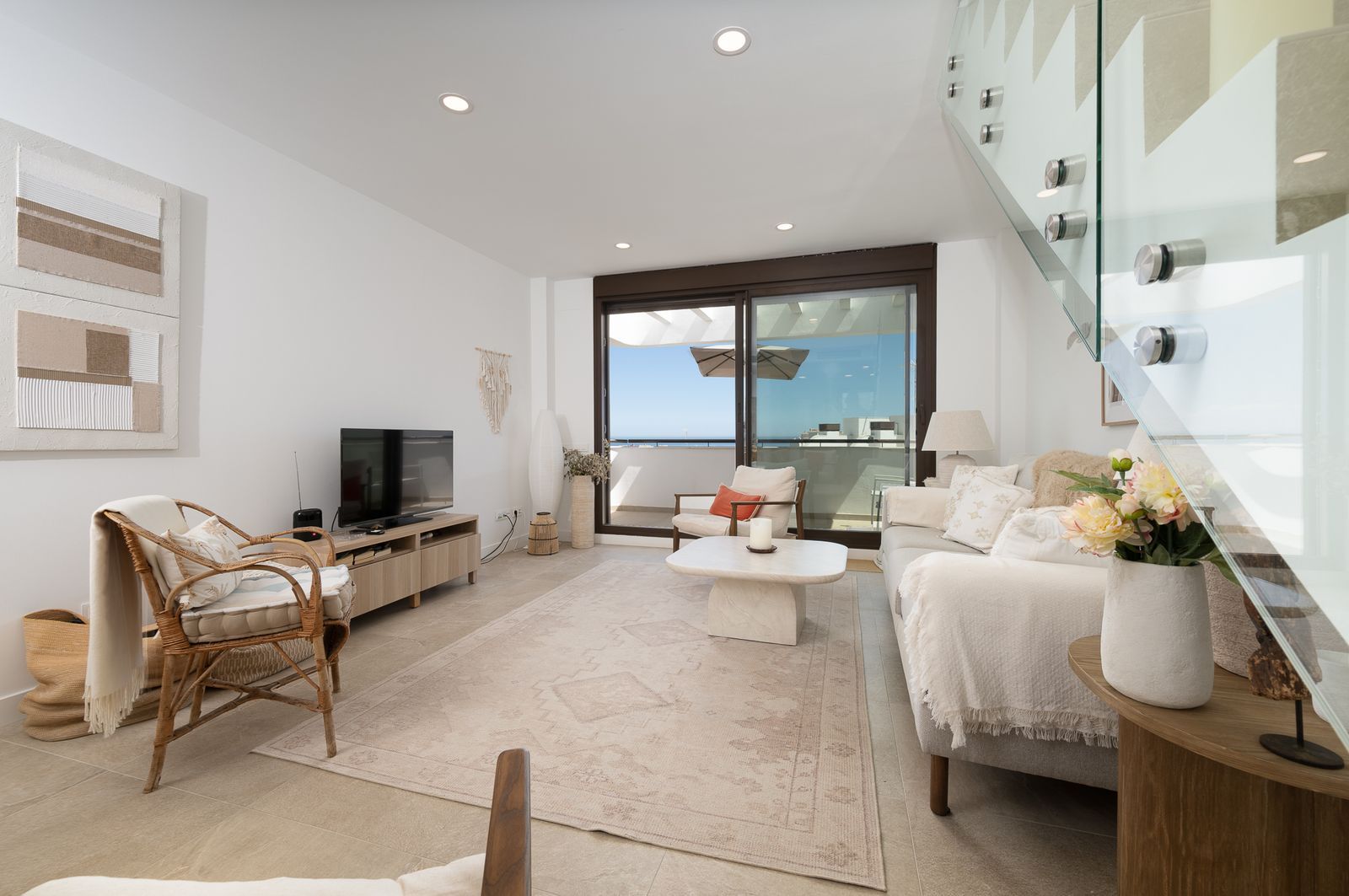 3893ce915739c371edfa9dae1ecd6d58 - 4