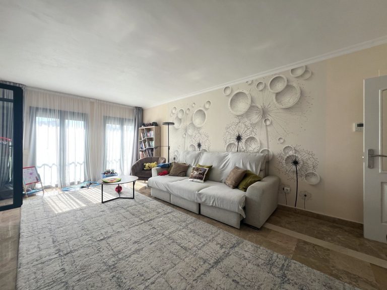 7a24dd2179c7d3ef00e60387c81dba47 - 4
