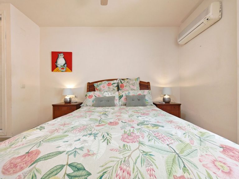 7b6a4f03ad652ad9ca5e8ea74a5fbfce - 15