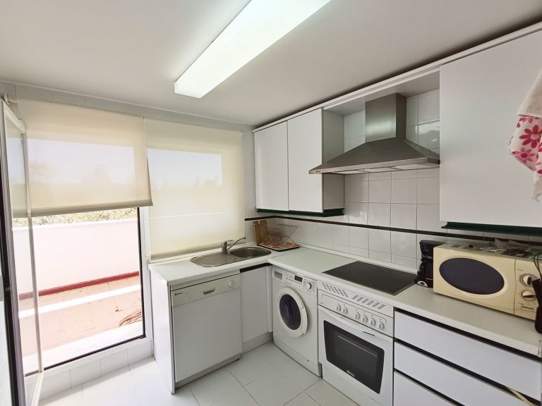 b6c31be37168beb46c6e25ef70105df9 - 7