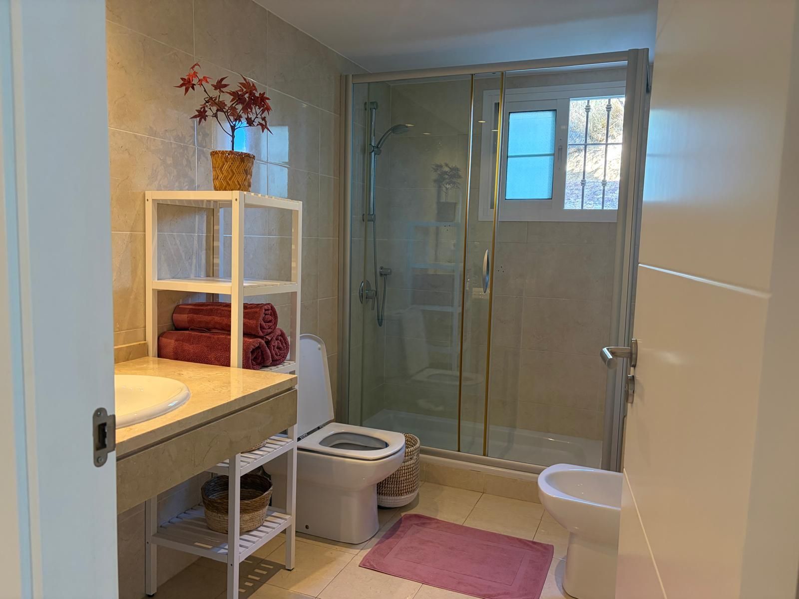 eb7ed2f3706ffea1a920a337b1b2dc85 - 16